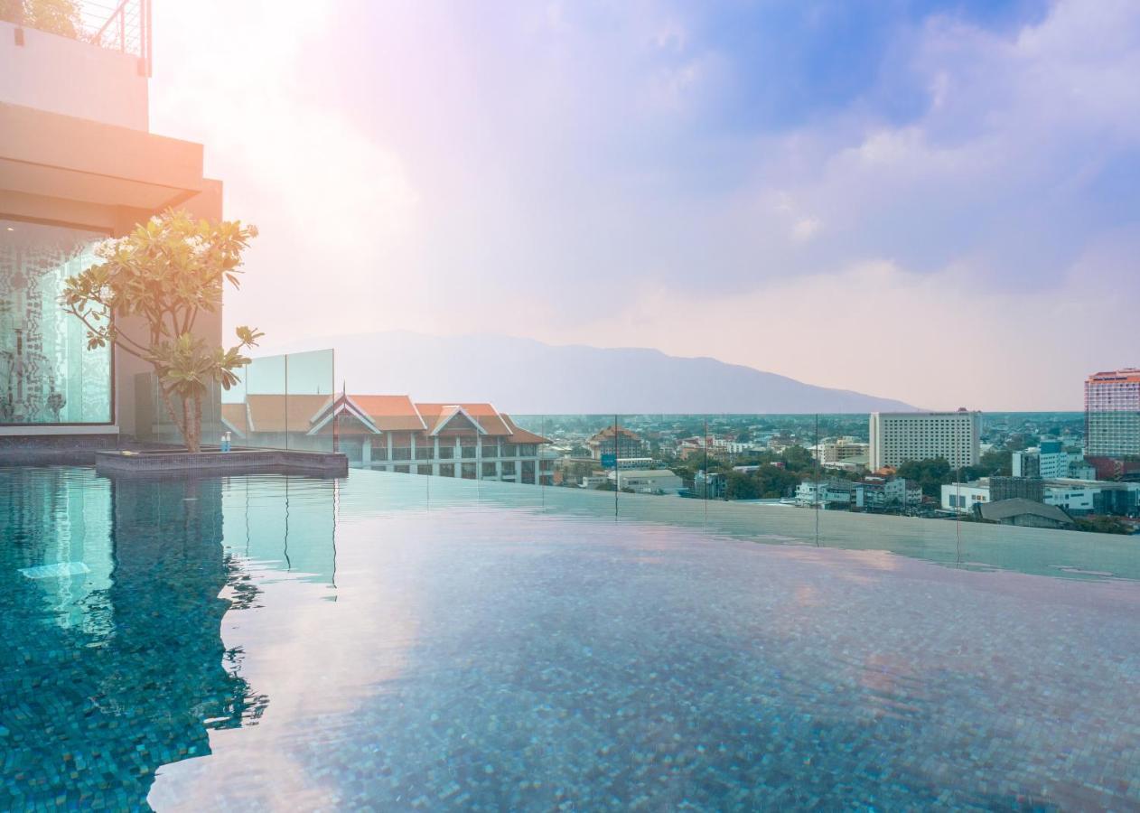 Brilliant Condo Pool View+Night Barzaa Chiang Mai Bagian luar foto